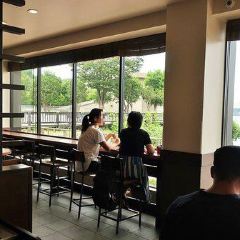 Starbucks Coffee Shoppers Plaza Yokosuka Seaside Village User Photo