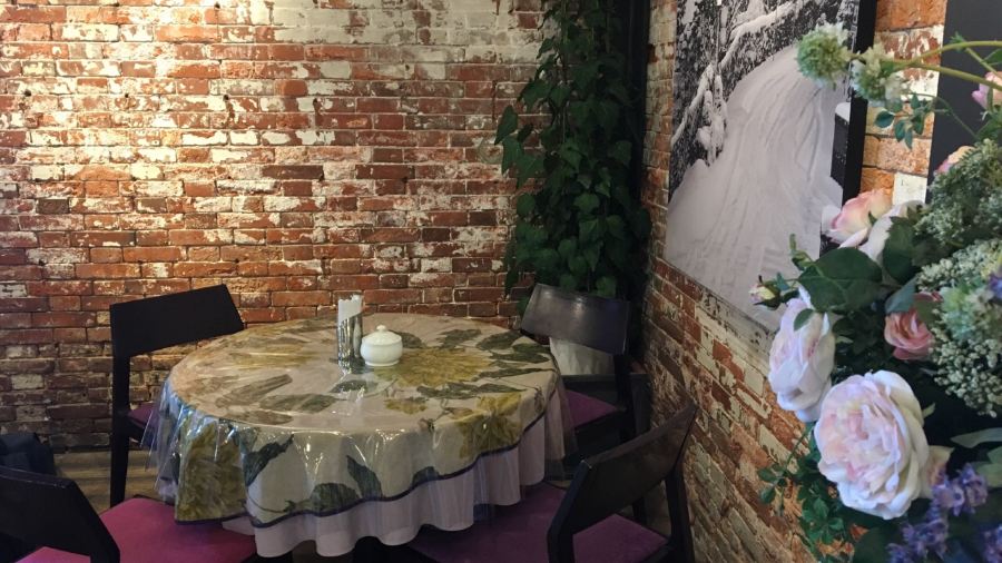 Petite Merveille at Bay