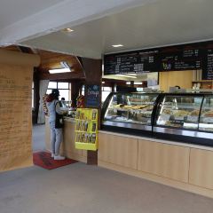 Moeraki Boulders Cafe 여행 사진