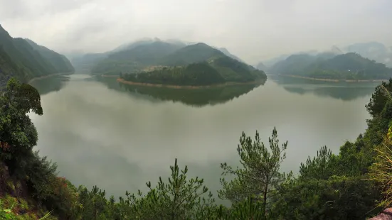 仙宮湖風景區