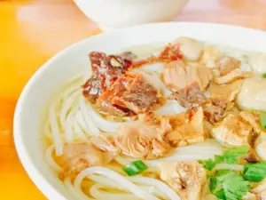 亚波牛腩粉