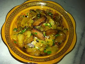 HUI GU CHI FAN