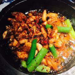 Guimanlong (dejiguangchang) User Photo