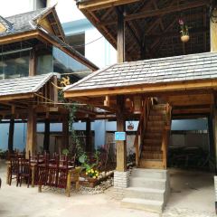 THE RED ELEPHANT 여행 사진