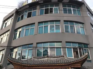 麻小佐饭店