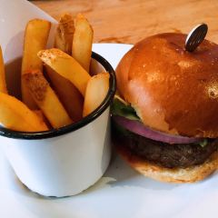 Beef & Liberty ( Shanghai Centre ) Burgers User Photo