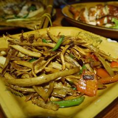 阿妈意·丽江特色小吃非遗传承集合店 User Photo