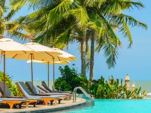 NH Collection Maldives Havodda Resort