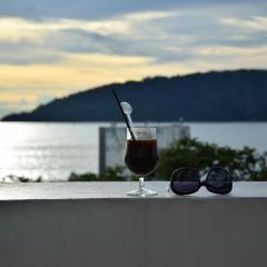 Azure Pool Bar & Café User Photo