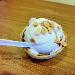 Mae Varee Mango Sticky Rice User Photo