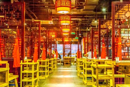 Dong Jia Wan Chongqing Hot Pot( Bin Jiang Dao )