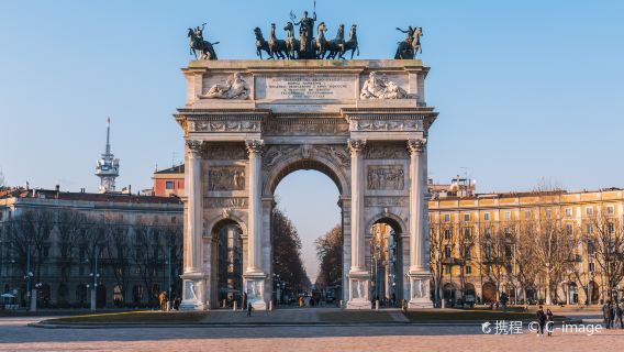 Lake Como + Menaggio + Bellagio 1-day tour [Chinese-speaking driver|Private car hire service|Itinerary adjustment