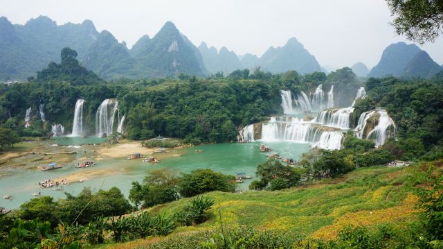 Detian Transnational Waterfall Scenic Area