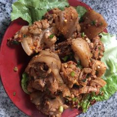 Laoyuejiayijiafengwei User Photo