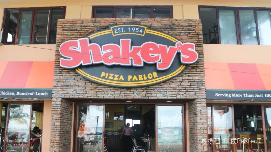 Shakey's Pizza Parlor