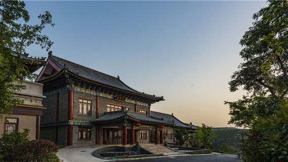 Tongguan Nuwa Spring