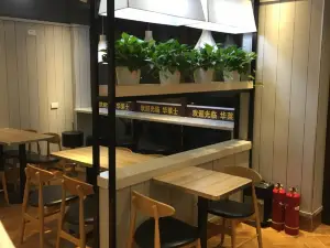 华莱士·全鸡汉堡(东启街店)