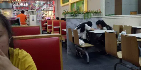 法克士西式美食坊