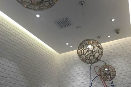 DQ bingqilin (xinshijiguangchang'er)