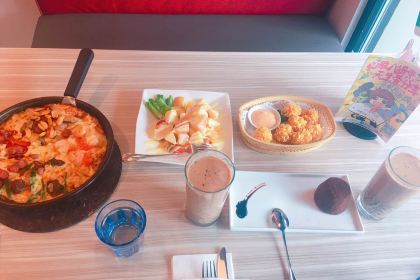 必胜客(中兴路店店)