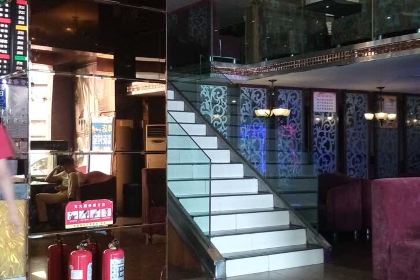 金菠萝(火车站店)