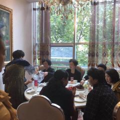 方宇餐饮(金宇·盛世年华店) User Photo