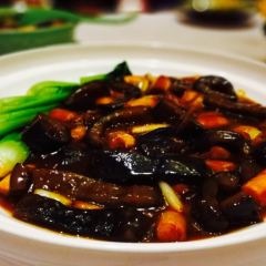 LUBANZHANG BRAISED SEA CUCUMBER WITH SCALLION 여행 사진