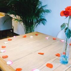 The V Modern Bistro 여행 사진