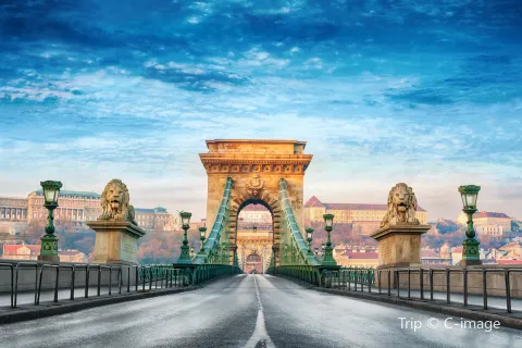 Széchenyi Chain Bridge