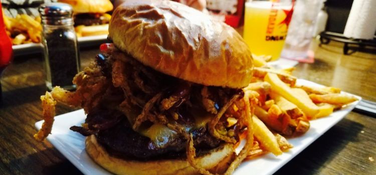 Stanley's Restaurant and Ale House