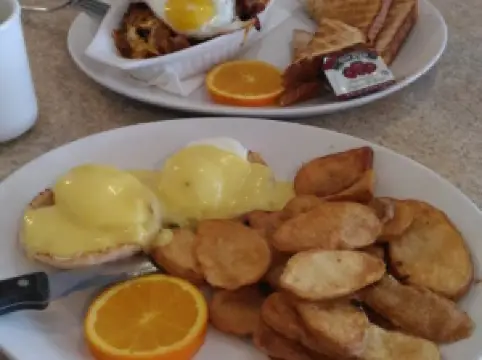 Daily Grill Restaurant