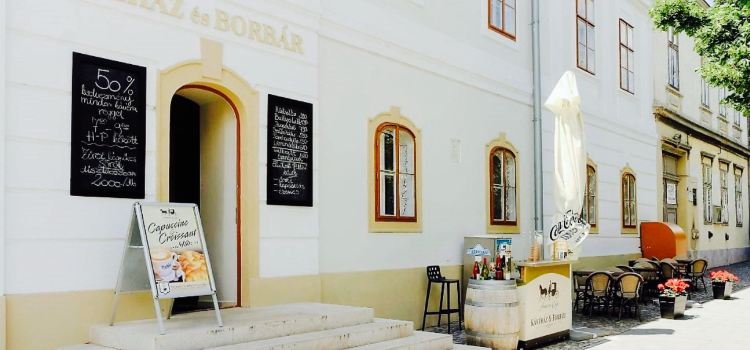 Amazon Café & Wine Bar