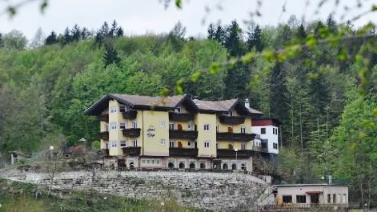 Hotel al Lago