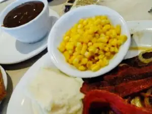 Annie's Breakfast & Steaks