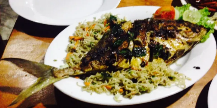 Turtle Paradise Sea Food Restuarant