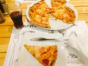 Capri Pizza Bar & Fish