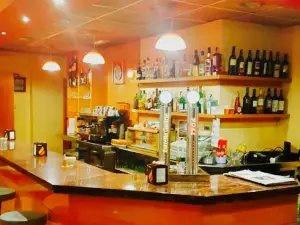 cafe 32