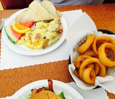 Blue Star Cafe & Ice Cream Treats