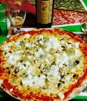 Divina Pizza