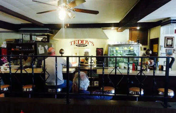 Teddy's Luncheonette
