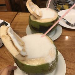 Song Pee Nong 2 User Photo