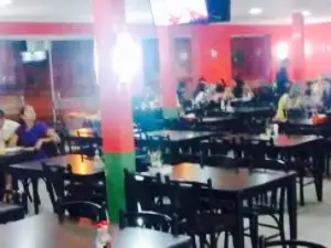 Kidelicia Pizzaria e Confeitaria
