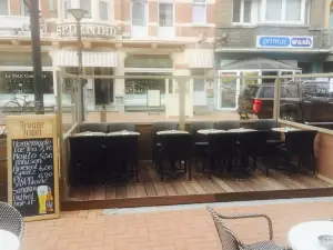 Cafe Central