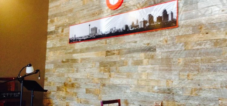 The 210 Pizza & Burger Bistro