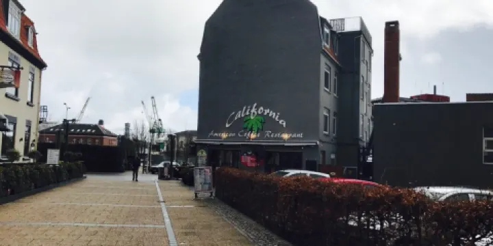 California American Restaurant