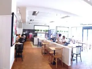 肯德基(儋州夏日店)