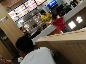 华莱士·全鸡汉堡(红苏店)