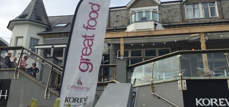 C-View Bar and Restaurant