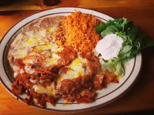 Los Tres Hermanos Restaurant