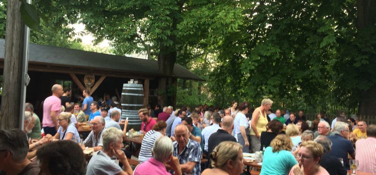 Kastaniengarten Brauereischenke Oberhaunstadt